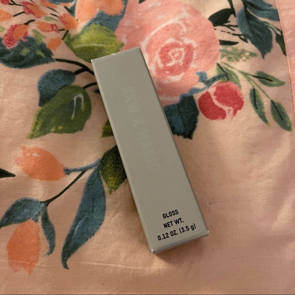 NIB KKWxMario Lip in Juicy - Picture 5 of 6